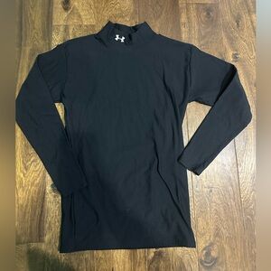 Under Armour Heat Gear Top Size Medium